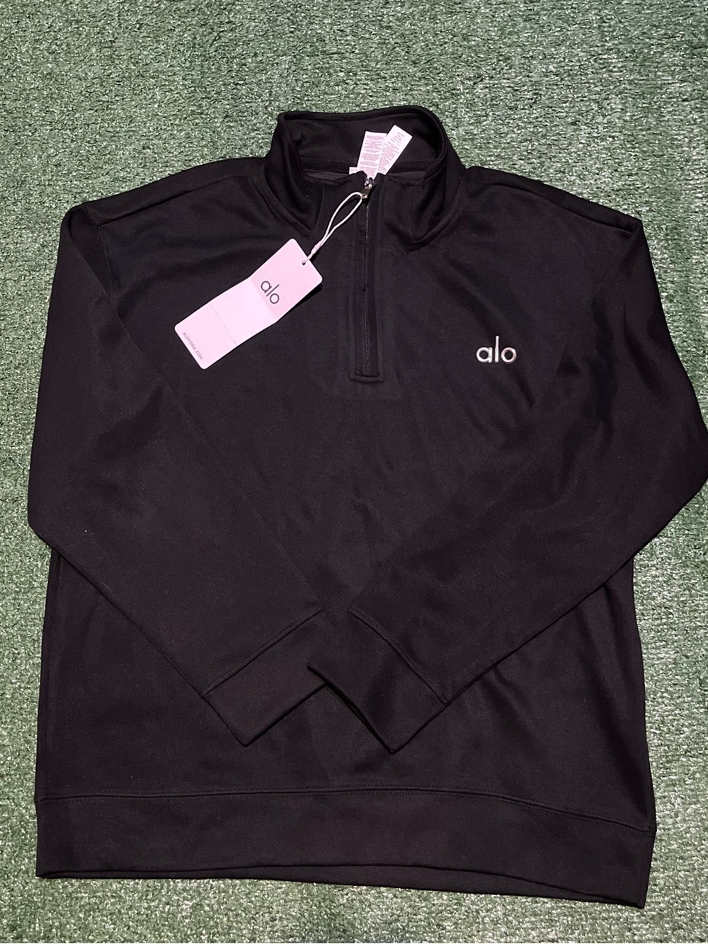 ALO Yoga Black Zip-Up Pullover with Subtle Logo Tag - Picture 3 of 5